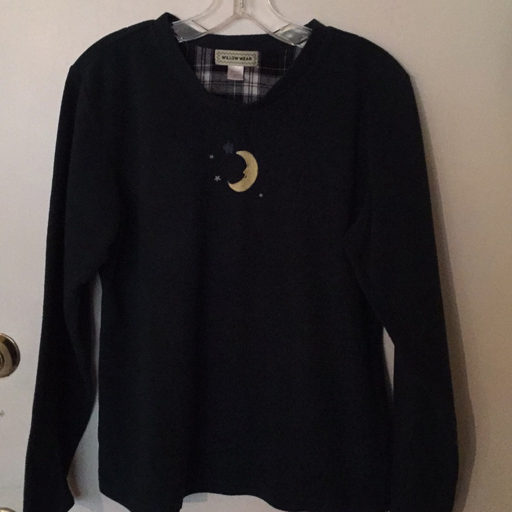Sleepwear top